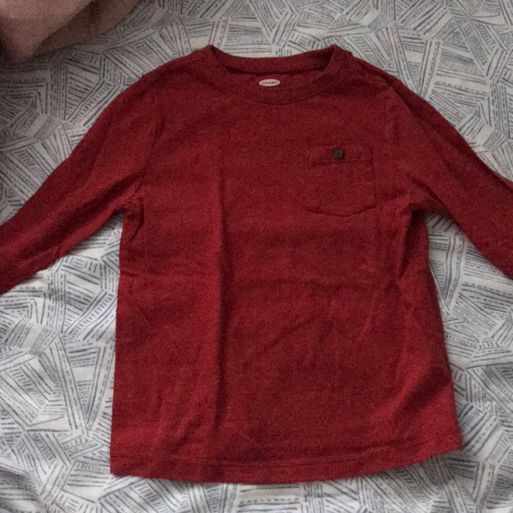 Old navy long sleeve T-shirt